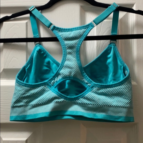 🌟2 for 40🌟 VSX heathered sports bra - Picture 2 of 2
